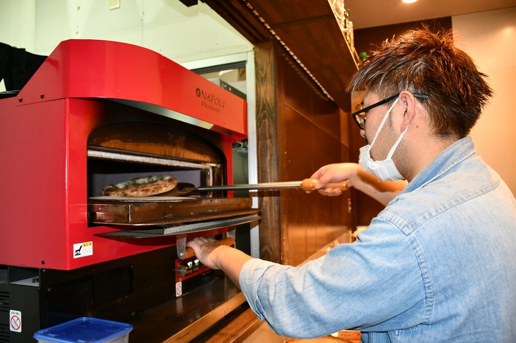 大阪で修行した店長が心を込めて作ります