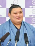 　初の綱とりに挑む夏場所に向け、意気込みを語る大関大の里＝３０日、東京・両国国技館