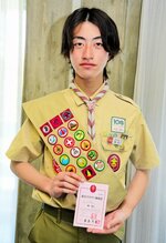 「とてもうれしい。たくさんの方にお世話になった」と話す隅さん＝２０日、倉吉市