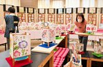 情緒深い力作が並ぶ会場＝養父市八鹿町の但馬長寿の郷