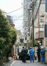 　事故があった電柱工事現場付近＝２日午後０時１５分ごろ、東京都文京区