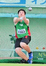 男子ハンマー投げで８位入賞した小竹颯人＝福岡市の博多の森陸上競技場